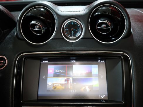 Used 2017 Jaguar XJ R-Sport AWD/4WD image 18