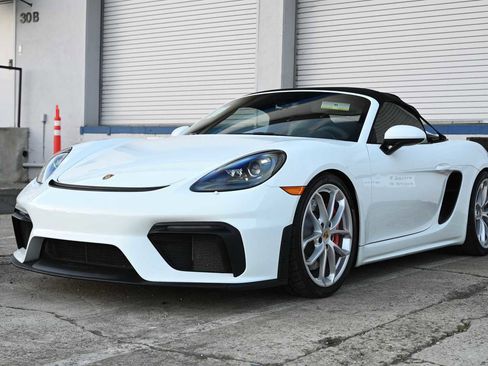 Used 2020 Porsche 718 Boxster Spyder image 11