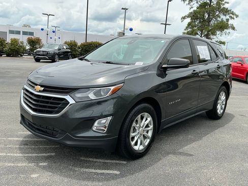 Used 2021 Chevrolet Equinox LS w/ LS Convenience Package FWD image 7