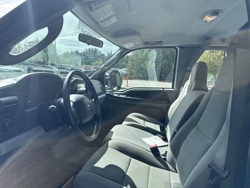 Used 2007 Ford F250 XL RWD image 13