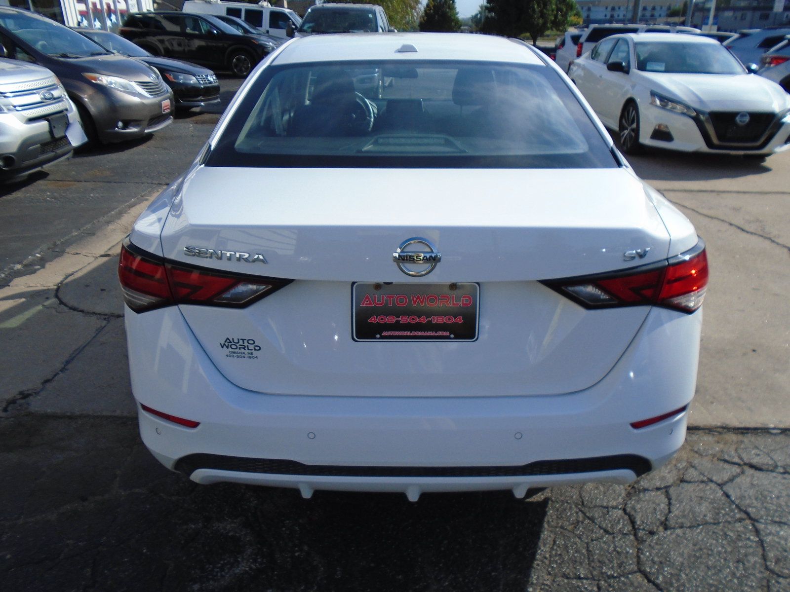 Used 2022 Nissan Sentra SV FWD image 3