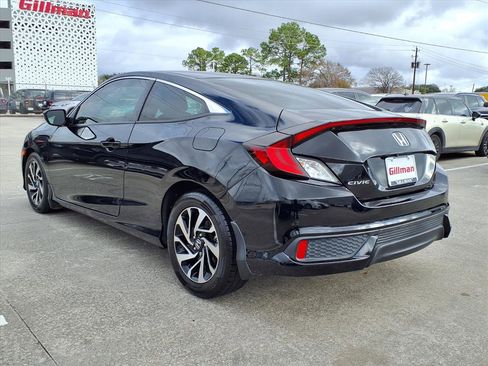 Certified 2018 Honda Civic LX-P image 3