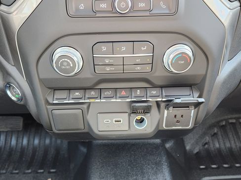 New 2026 GMC Sierra 1500 Pro w/ Pro Value Package image 33