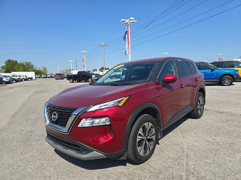 Used 2023 Nissan Rogue SV image 9