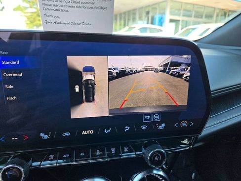 Used 2024 Chevrolet Blazer EV LT AWD/4WD image 7