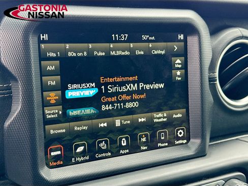 Used 2023 Jeep Wrangler Unlimited Sahara w/ Cold Weather Group image 19