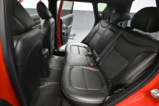 Used 2014 Kia Soul + w/ Primo Package FWD image 31