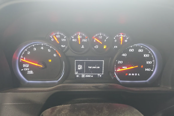 Used 2022 Chevrolet Silverado 1500 Custom AWD/4WD image 4
