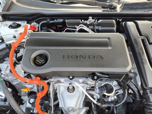 Used 2025 Honda Civic Sport image 33