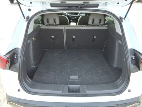 Certified 2025 Chevrolet Trax ACTIV w/ Driver Confidence Package image 13