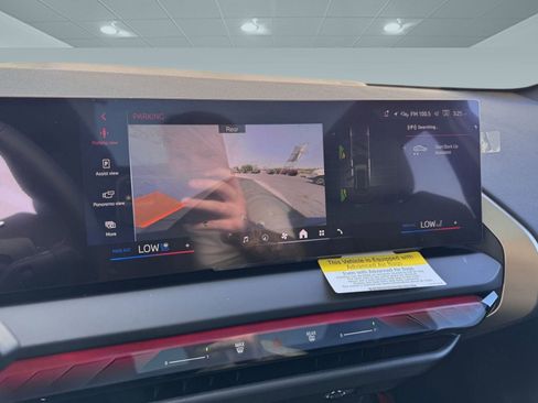 Used 2025 BMW X3 xDrive30i w/ Convenience Package image 30