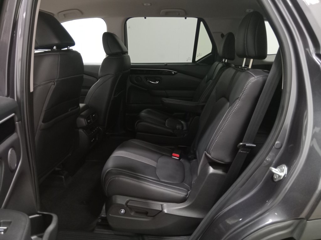 Used 2023 Honda Pilot EX-L image 14