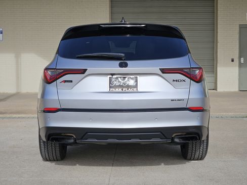 Used 2023 Acura MDX A-Spec image 8