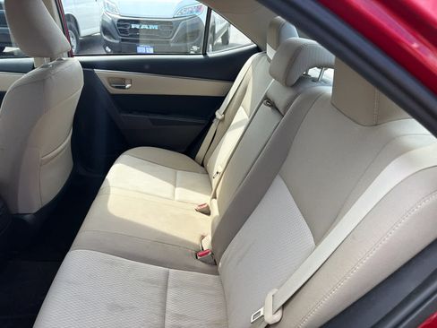 Used 2016 Toyota Corolla LE FWD image 7