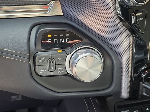 Used 2019 RAM 1500 Limited AWD/4WD image 26
