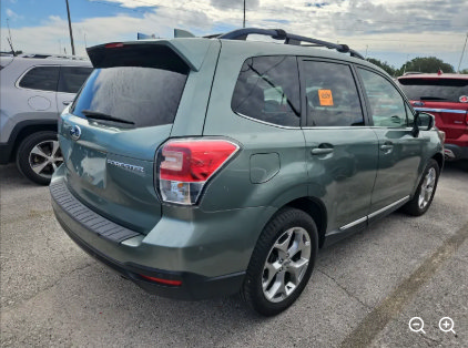 Used 2018 Subaru Forester 2.5i Touring AWD/4WD image 4
