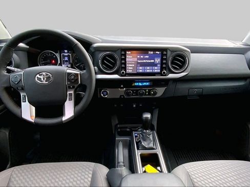 Used 2023 Toyota Tacoma SR5 w/ Technology Package RWD image 15