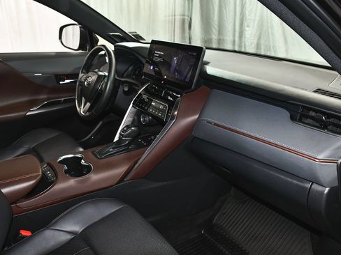 Used 2023 Toyota Venza Limited AWD/4WD image 55