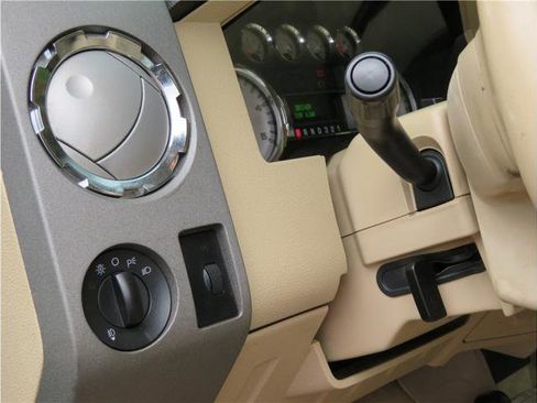 Used 2008 Ford F350 Lariat AWD/4WD image 10