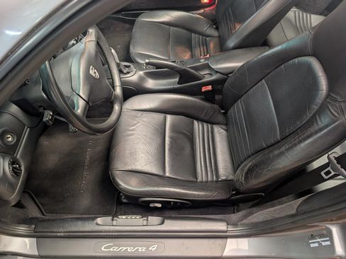 Used 2001 Porsche 911 GT3 RS image 15