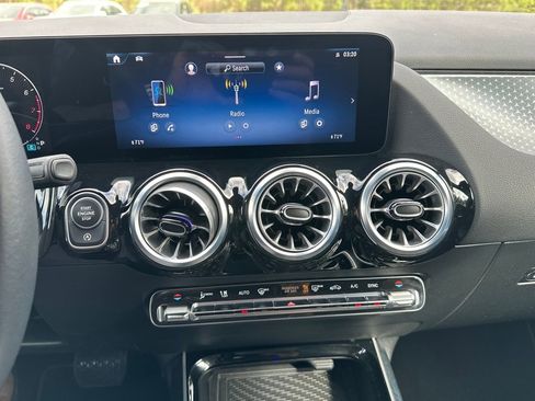 Certified 2025 Mercedes-Benz GLA 250 GLA 250 image 6