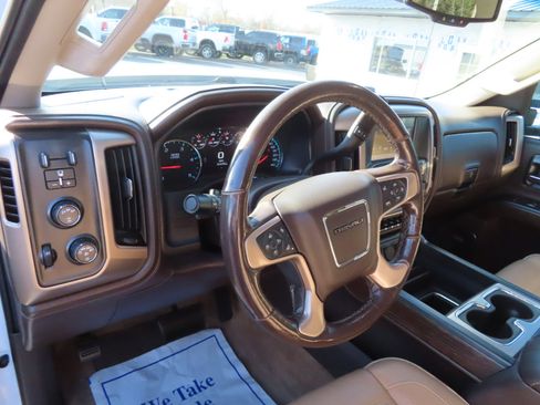 Used 2018 GMC Sierra 3500 Denali w/ Duramax Plus Package image 36