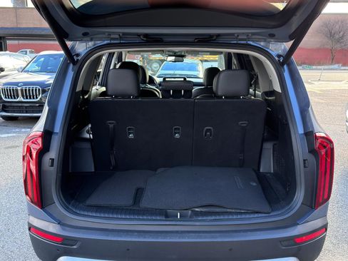 Used 2020 Kia Telluride EX w/ EX Premium Package image 8