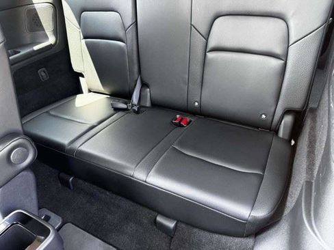 Used 2023 Nissan Pathfinder SL w/ SL Premium Package FWD image 43