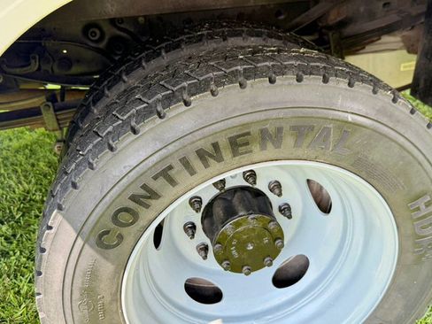 Used 2016 Ford F550 2WD SuperCab Super Duty image 34