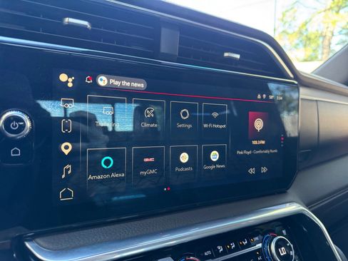 Used 2024 GMC Sierra 3500 Denali w/ Denali Reserve Package AWD/4WD image 35