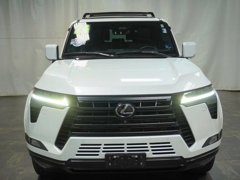 Used 2024 Lexus GX 550 w/ Accessory Package (Z1) AWD/4WD image 13