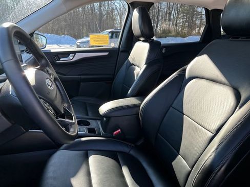 Used 2025 Ford Escape Platinum image 37