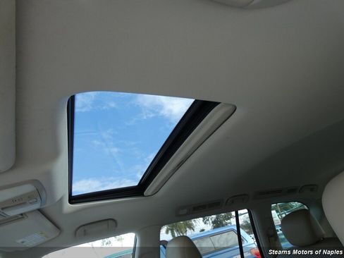 Used 2018 Nissan Armada SL w/ Premium Package image 38