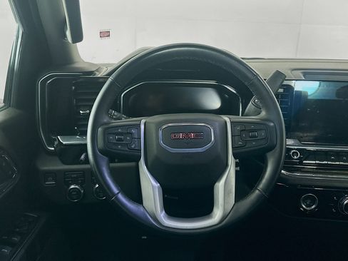 Used 2024 GMC Sierra 1500 Elevation AWD/4WD image 17