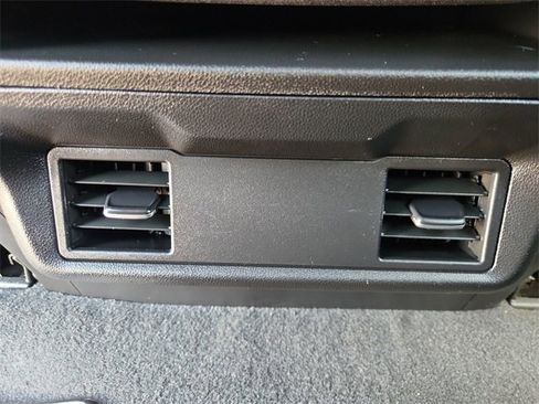 Used 2023 Chevrolet Silverado 1500 Custom image 20