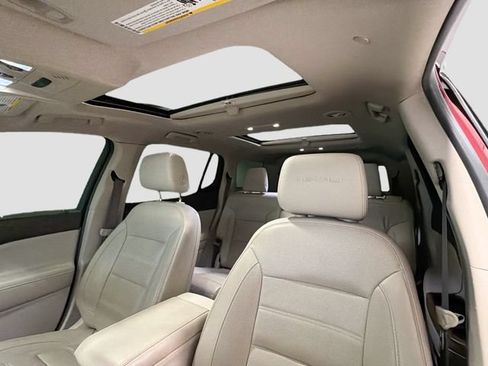Used 2017 GMC Acadia Denali w/ Technology Package FWD image 20