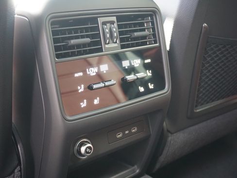 New 2026 Porsche Cayenne GTS AWD/4WD image 26