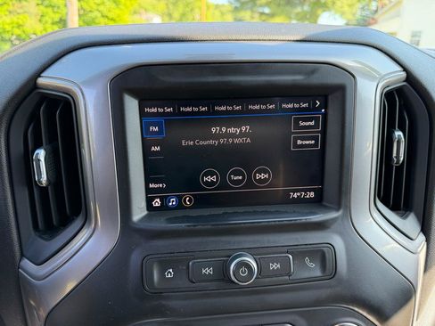 Used 2020 GMC Sierra 2500 4x4 Crew Cab w/ Convenience Package image 29