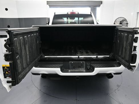 Used 2021 RAM 1500 Laramie w/ Night Edition image 43