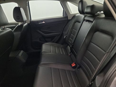 Used 2024 Volkswagen Jetta SE FWD image 18