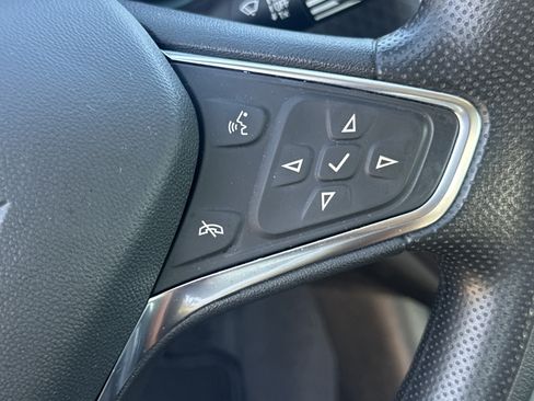 Used 2024 Chevrolet Malibu LT FWD image 25