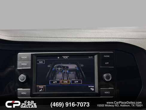 Used 2022 Volkswagen Jetta SE FWD image 29