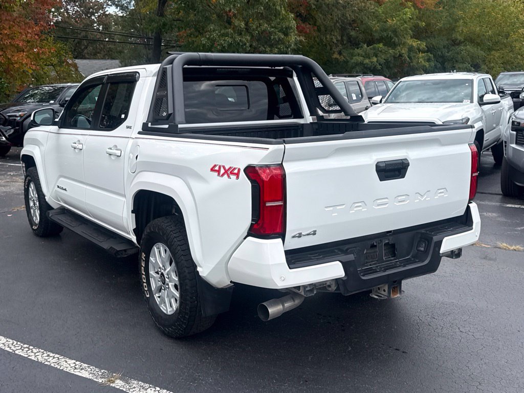 Certified 2024 Toyota Tacoma SR5 AWD/4WD image 6