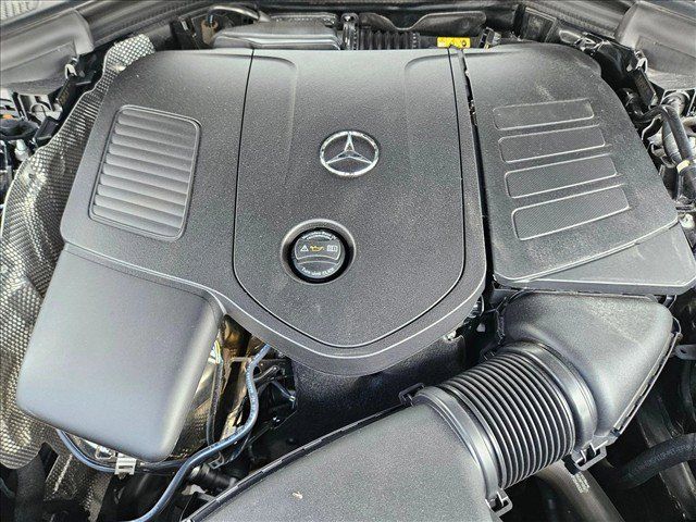 Used 2023 Mercedes-Benz GLC 300 image 22