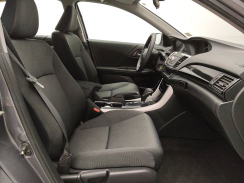 Used 2016 Honda Accord LX image 21