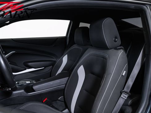 Used 2022 Chevrolet Camaro SS RWD image 17