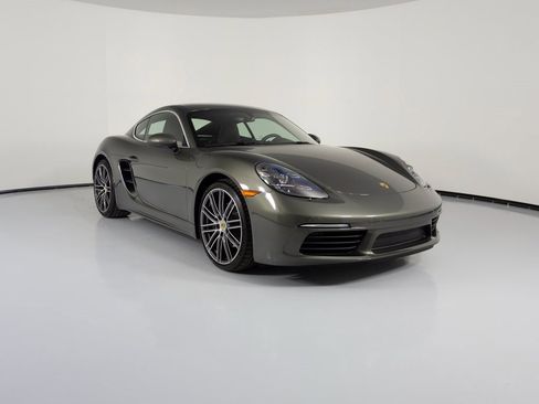 Certified 2025 Porsche 718 Cayman image 12