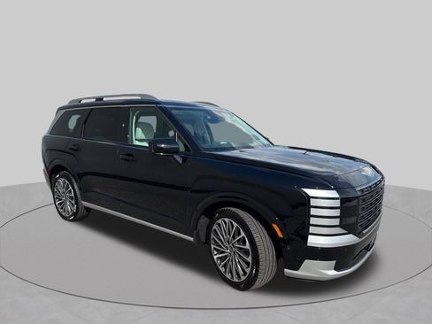 Used 2026 Hyundai Palisade Calligraphy AWD/4WD image 3