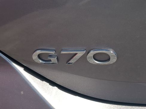Used 2025 Genesis G70 2.5T RWD image 10