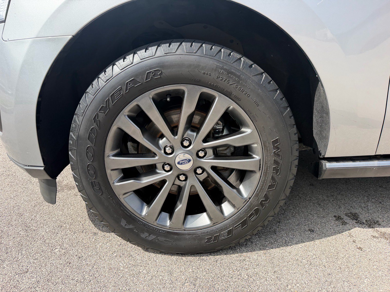 Used 2021 Ford Expedition Max Limited AWD/4WD image 19